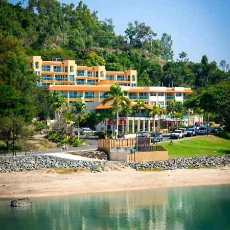 Shingley Beach Resort - Whitsundays Airlie Beach Exterior photo
